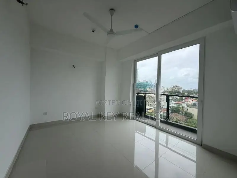 Colombo 03 Cornwall – 04 Bedroom Unfurnished Apartment for Sale