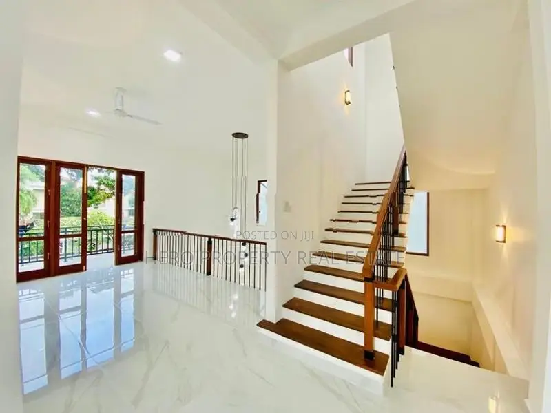 HAS203 - Stunning House for Sale in Piliyandala