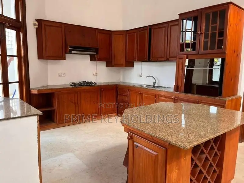 House for Sale in Baththaramulla - (HS2020)