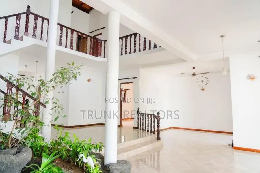Borella 04BR House For Sale (NK11432)