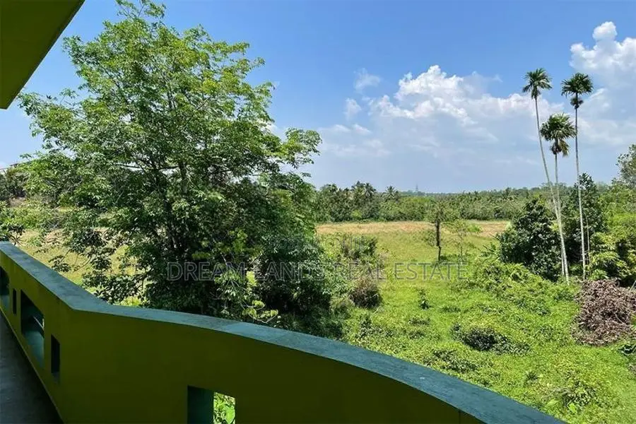 Two story luxury house on rent Polgasovita