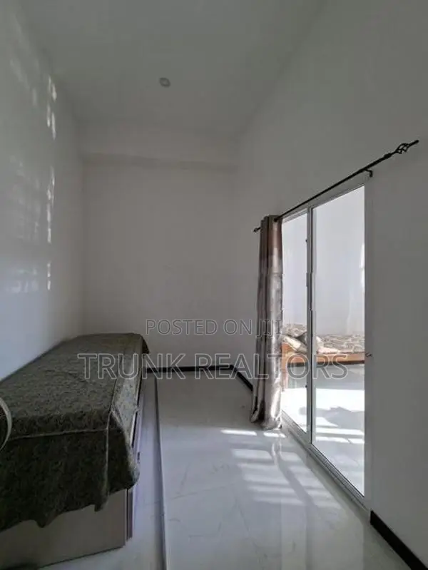 Colombo 05 02BR Apartment For Rent (NK11440)