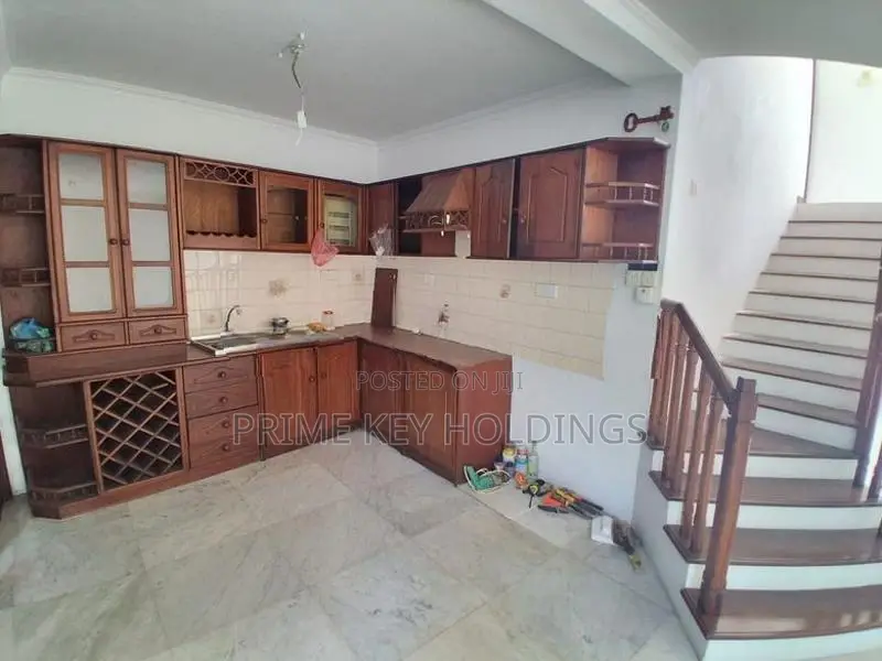 House for Rent – Thimbirigasyaya (HR115)