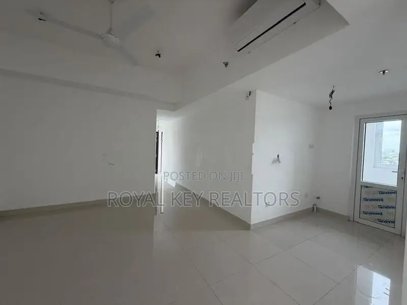 Colombo 03 Cornwall – 04 Bedroom Unfurnished Apartment for Sale