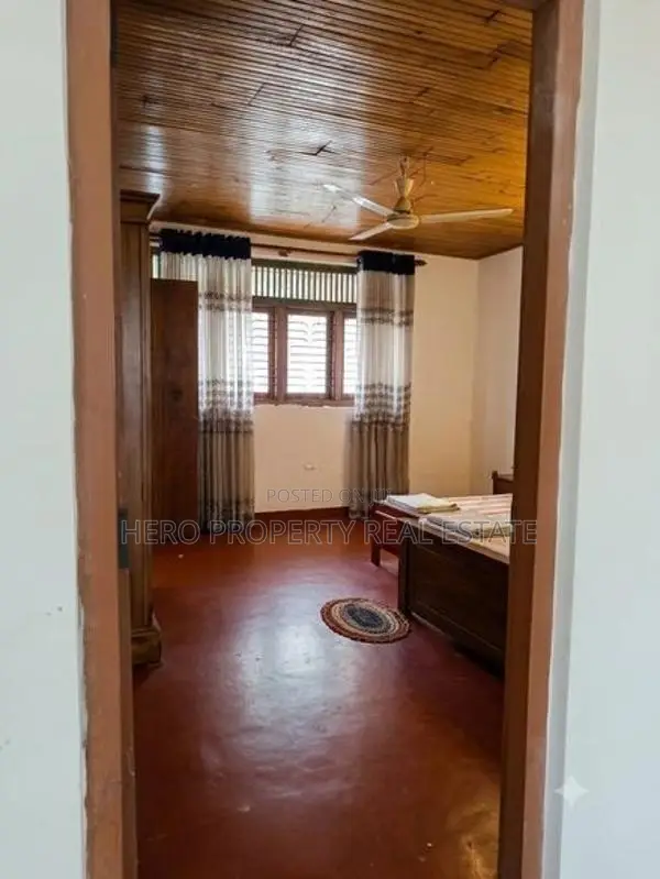 Semi Furnished House for Rent in Kadawatha 📍