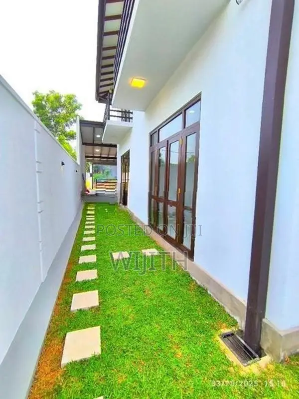 BRAND NEW TWO STOREY HOUSE FOR SALE IN ATHURUGIRY