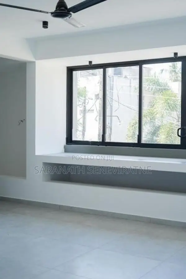 Brand-New Luxury House - Two Storey with Rooftop Thalahena Battaramull
