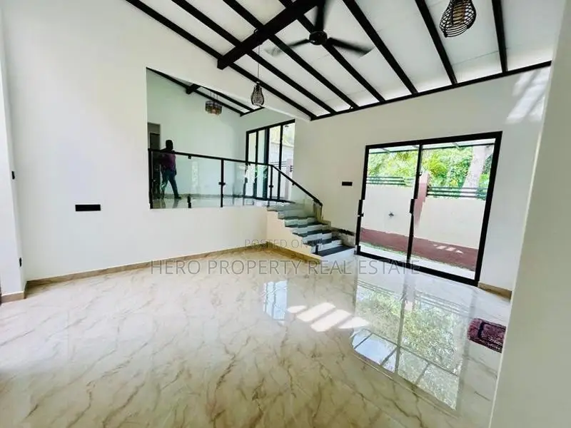 HAS216 - Stunning Architecturally Designed House for Sale in Kesbawa