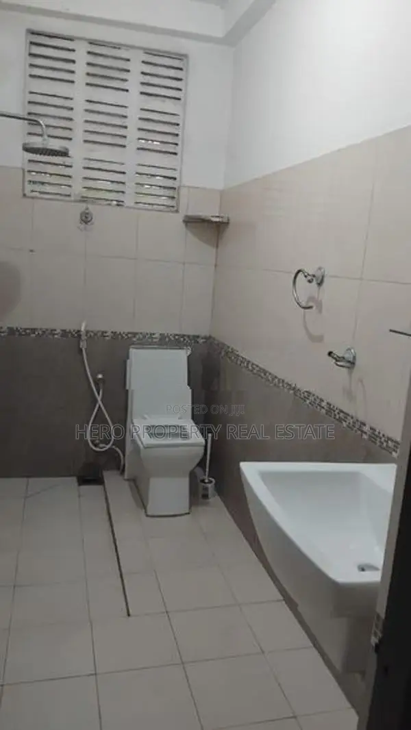 HJR190 - Upstairs House for Rent in Makola