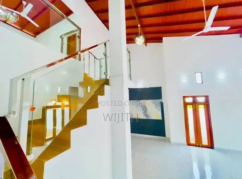 පදිංචිවිය සෑදු ළස්සන දෙමහල් නිවසක් විකිනිමට කොටිටාව පොල්ගස්ඕවිටමාර්ගයේ