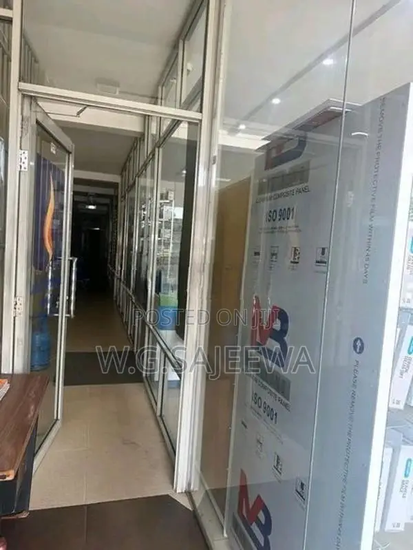 Commercial Building for Sale in Ja Ela Town