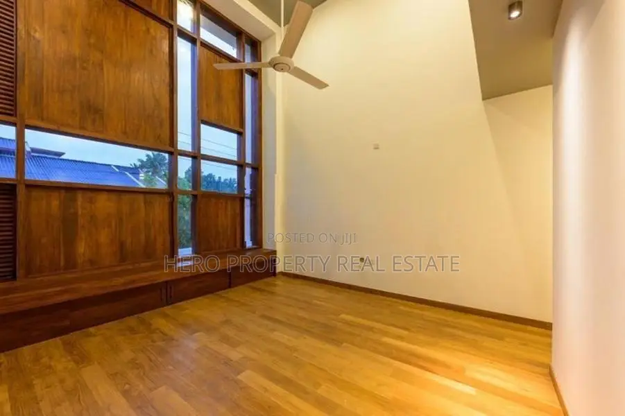 HAS212 - Luxurious Modern House for Sale in Piliyandala