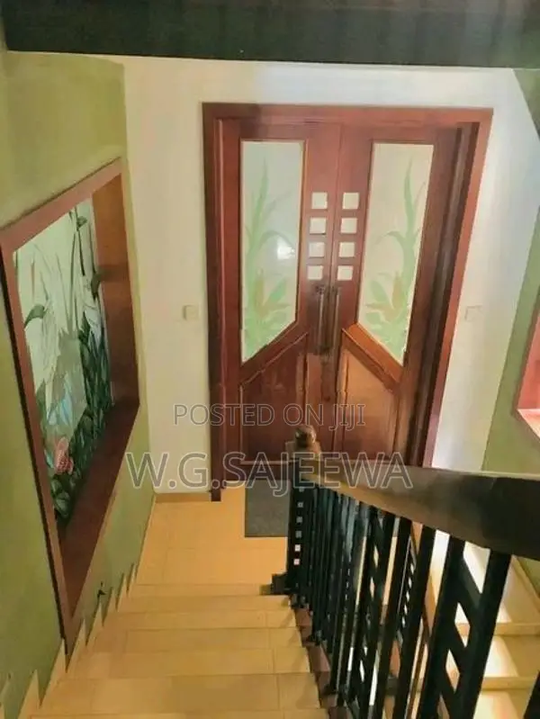 Commercial Building for Sale in Ja Ela Town