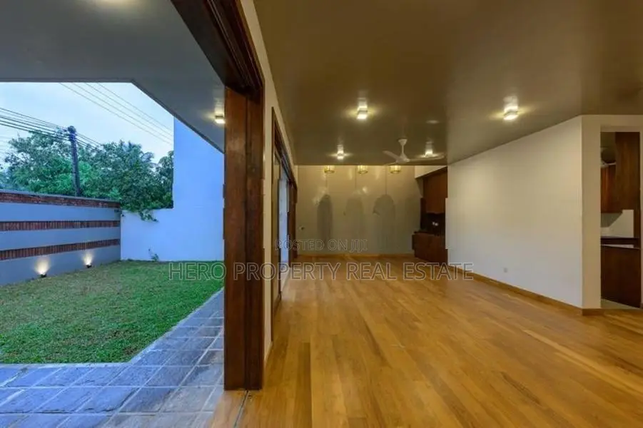HAS212 - Luxurious Modern House for Sale in Piliyandala
