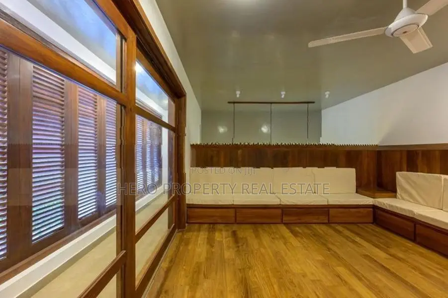 HAS212 - Luxurious Modern House for Sale in Piliyandala