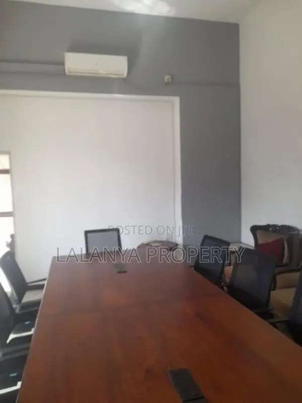 2200 Sqft Semi Furnished Office Space with A/C - Colombo – 07 CVVV-A2