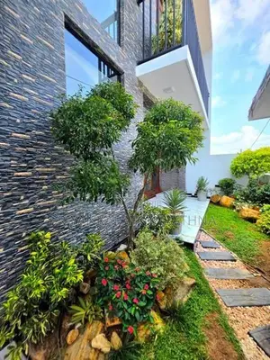 Luxury House For Sale in Kahatuduwa
