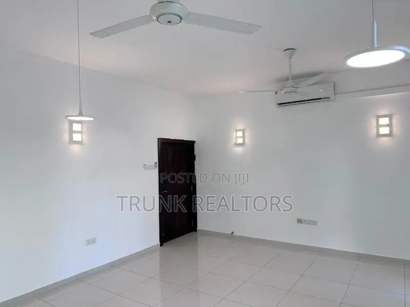 Sieble Avenue 03BR Apartment For Sale Colombo 5 (NK11444)
