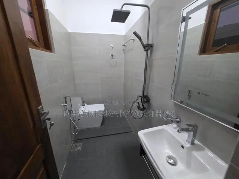 Luxury House For Sale in Piliyandala