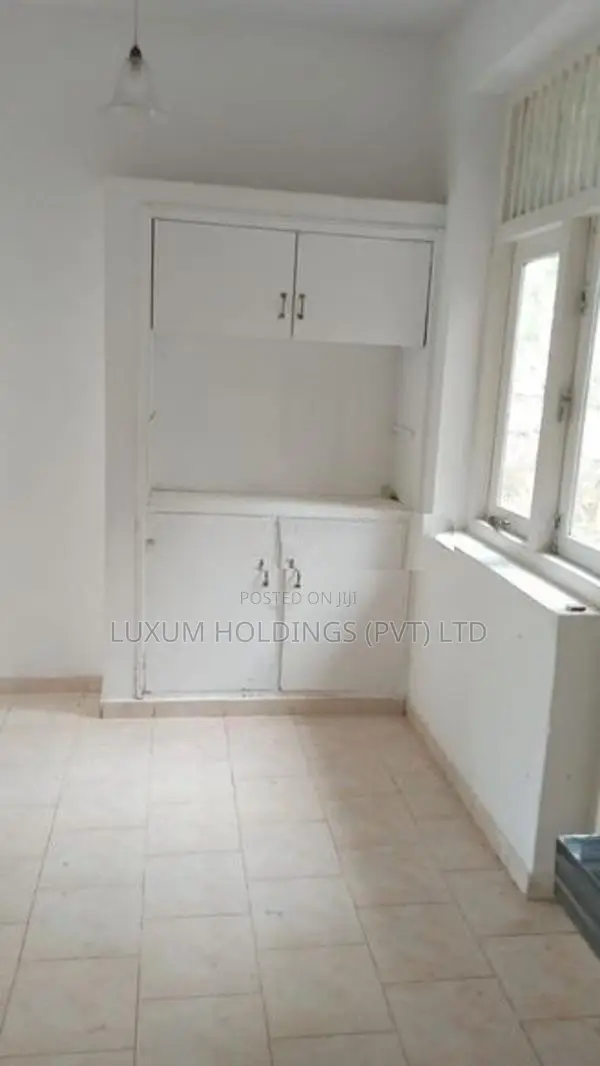 House for Rent in Gregory's Road Colombo 07 [ 1054C ]