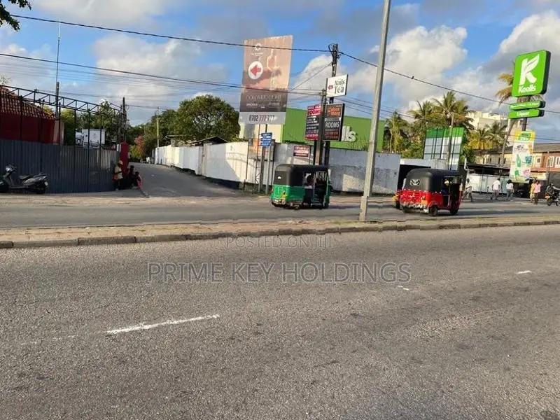 Land for Sale in Cotta Road, Borella - (LS2007)