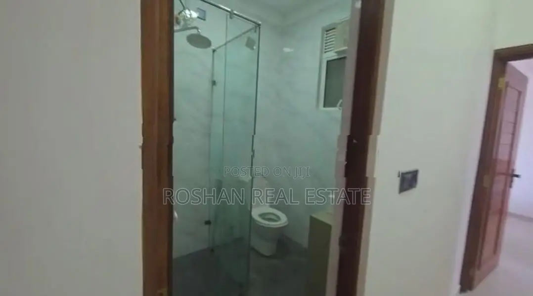 LUXURY FULLY FURNISHED APARTMENT FOR RENT COLOMBO 5 MU2704