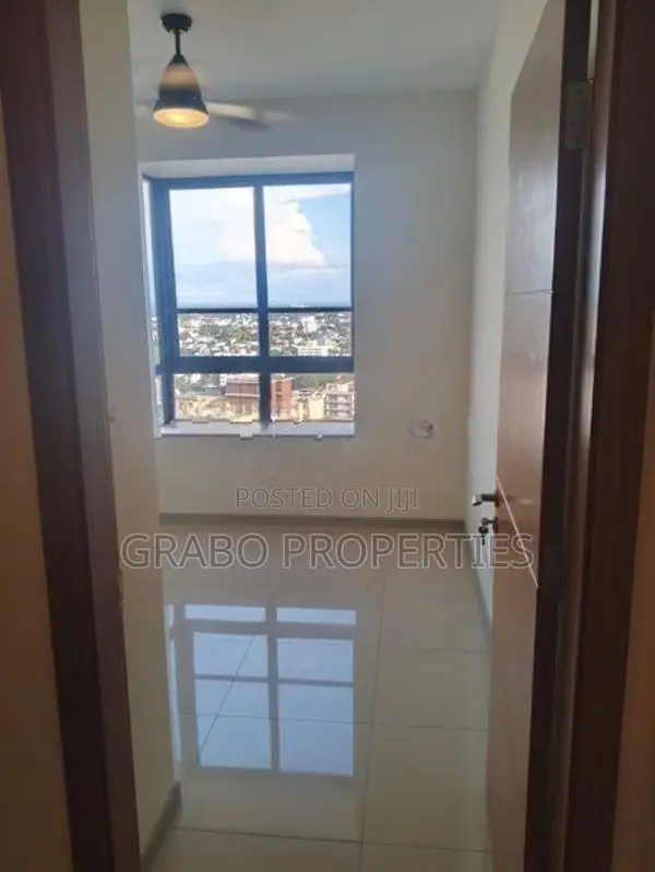 Modern 2nd Floor house for Rent in Kotahena, Colombo 13