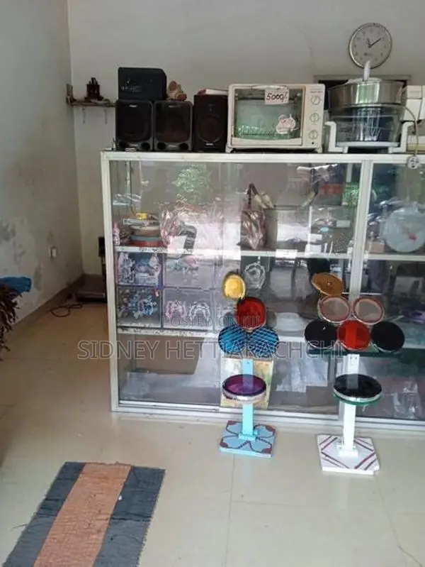 Valuable business Property- Upstairs Building with 03 shops