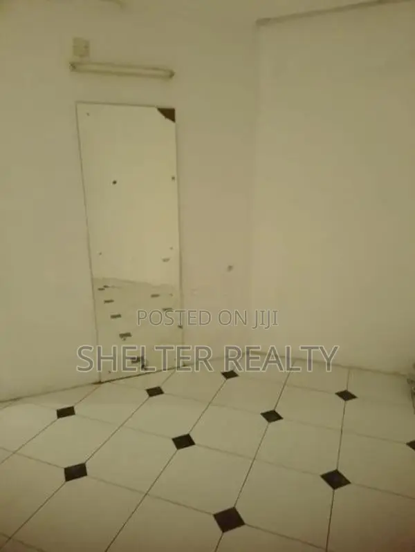 Residential House for Rent in Colombo 05