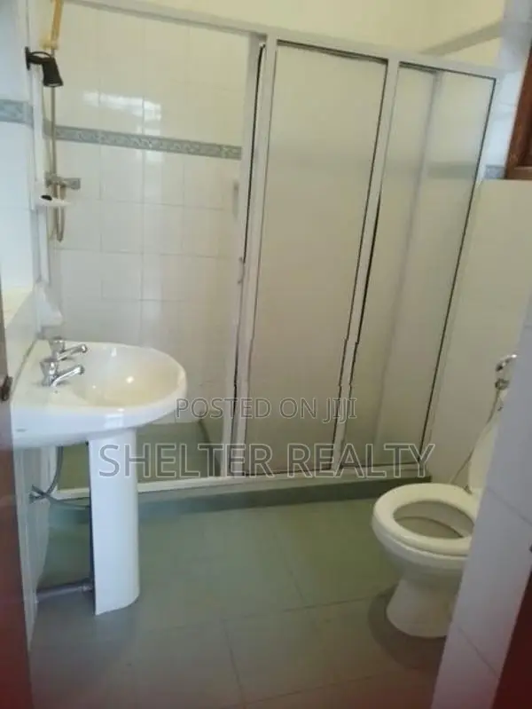 Residential House for Rent in Colombo 05