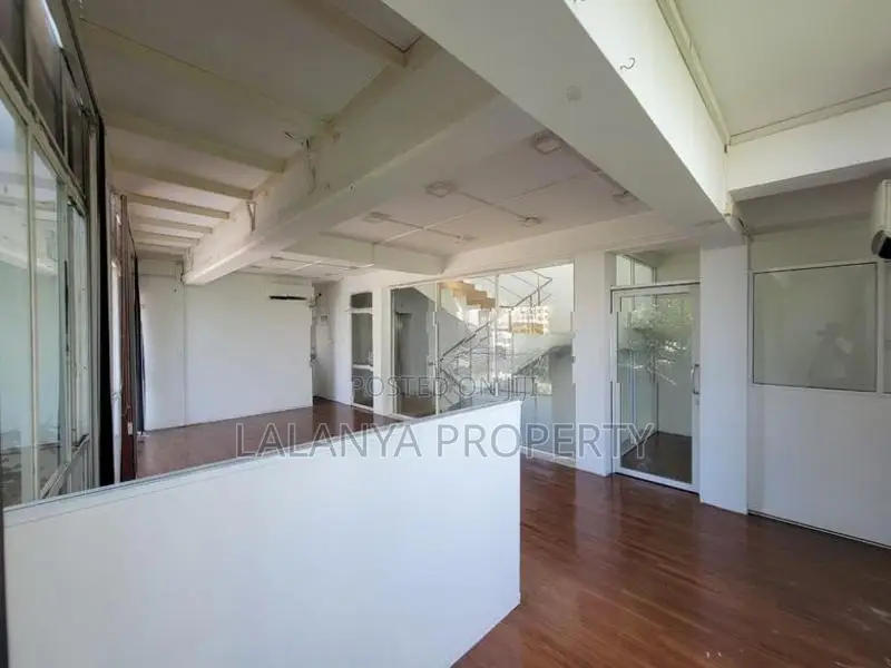 4000 Sqft Office Space for Rent with A/C– Bordering Colombo 07 CVVV-A1
