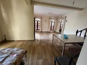 Mount Lavinia 04BR House For Rent (NK11452)