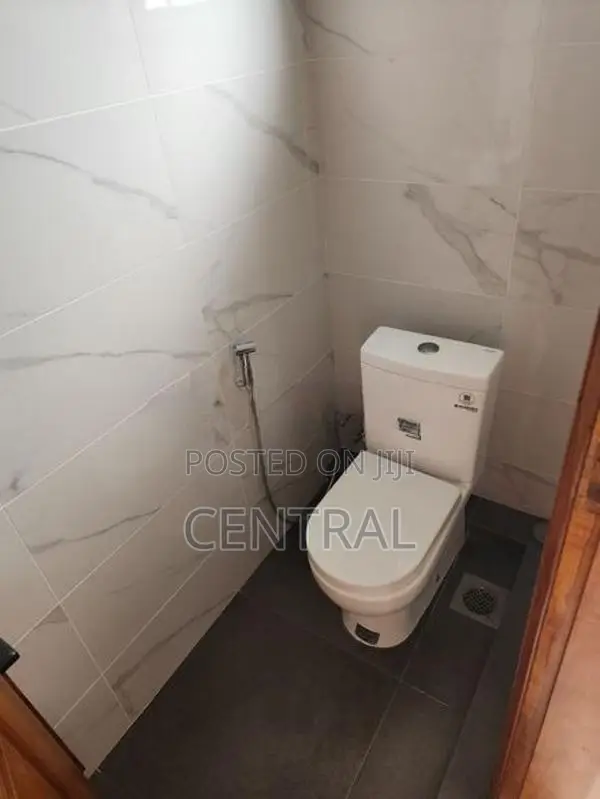 Apartment for Sale in Colombo 04 (C7-10318)