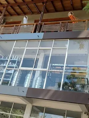 WELIGAMA : 8-AC-BR (49P) BRAND NEW LUXURY HOTEL FOR SALE