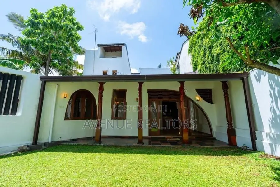 Architect-Designed 3BR House for Sale in Kohuwala (HS4766)