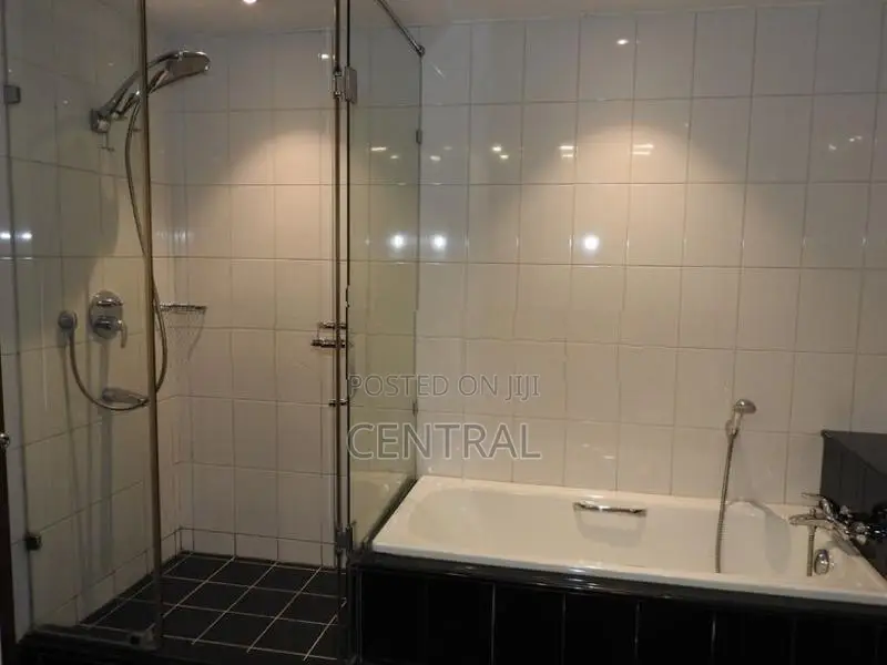 Furnished Apartment for Rent in Fairway Waterfront, Rajagiriya(C7-1032