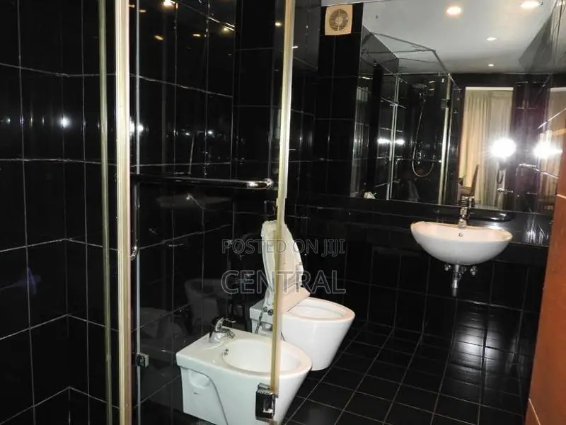 Furnished Apartment for Rent in Fairway Waterfront, Rajagiriya(C7-1032