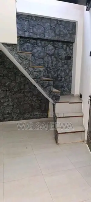 2 Storey House Rent in Ganemulla - Kadawatha Road