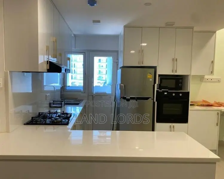 Low Floor | Brand New 3BR Apartment in Abdul Caffoor Mw Col 3 FOR SALE