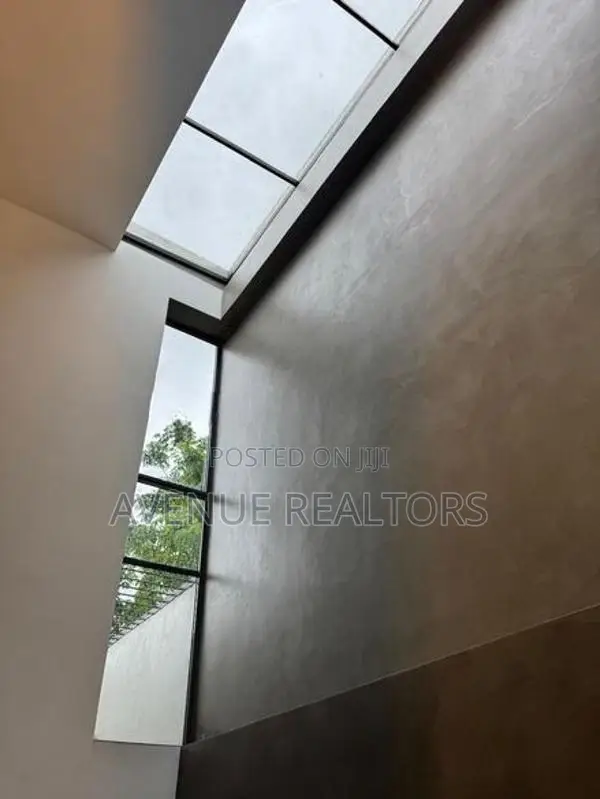 4BR 3-Storey House for Rent in Malabe (HS4773)
