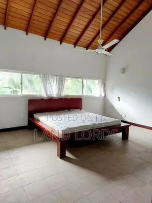4BR Villa Type House in a Gated Community Battaramulla FOR SALE