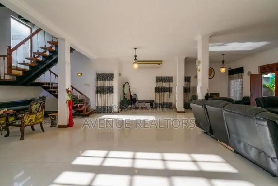 6BR House for Sale in Kohuwala, Nugegoda (HS4775)