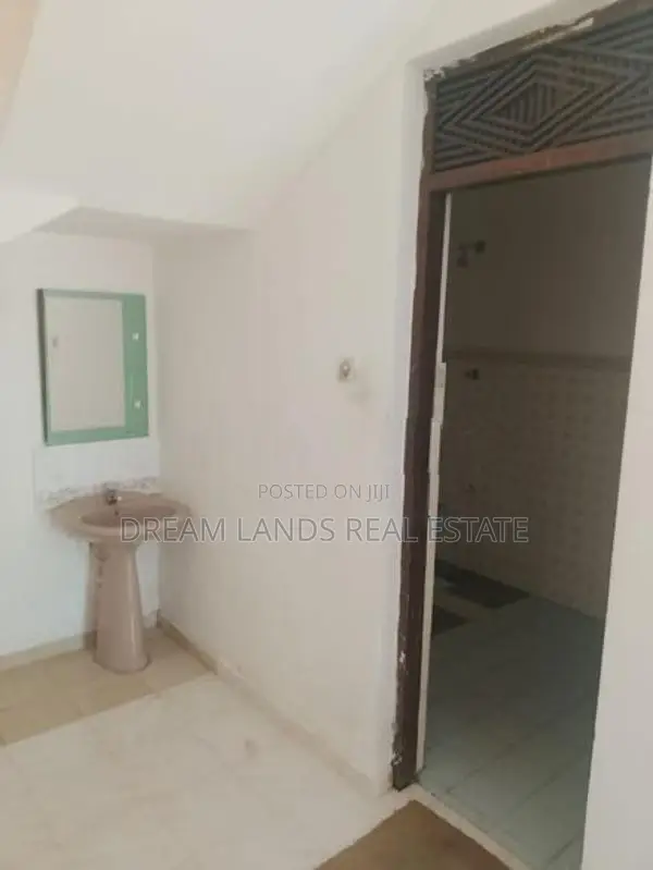 1ROOM FOR RENT IN MALABE WITH FURNITURE (SP167)