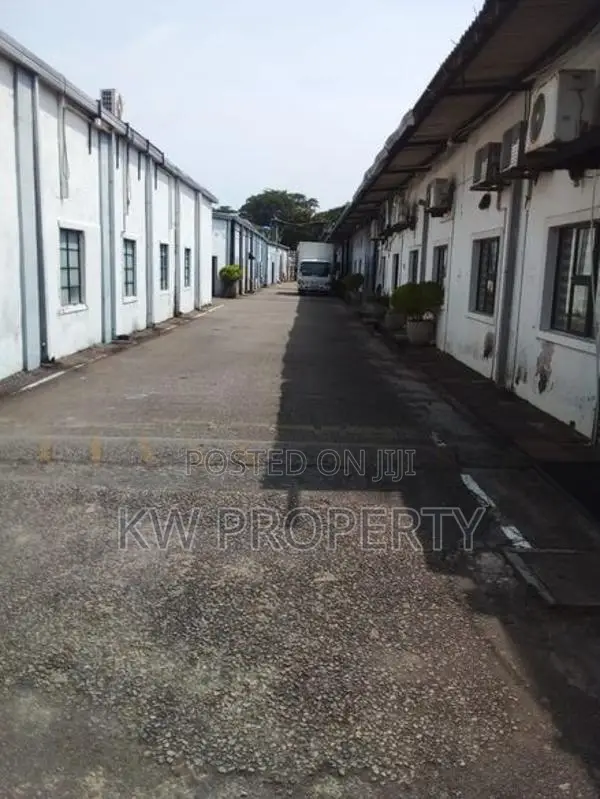 warehouse for sale in Mount Lavinia