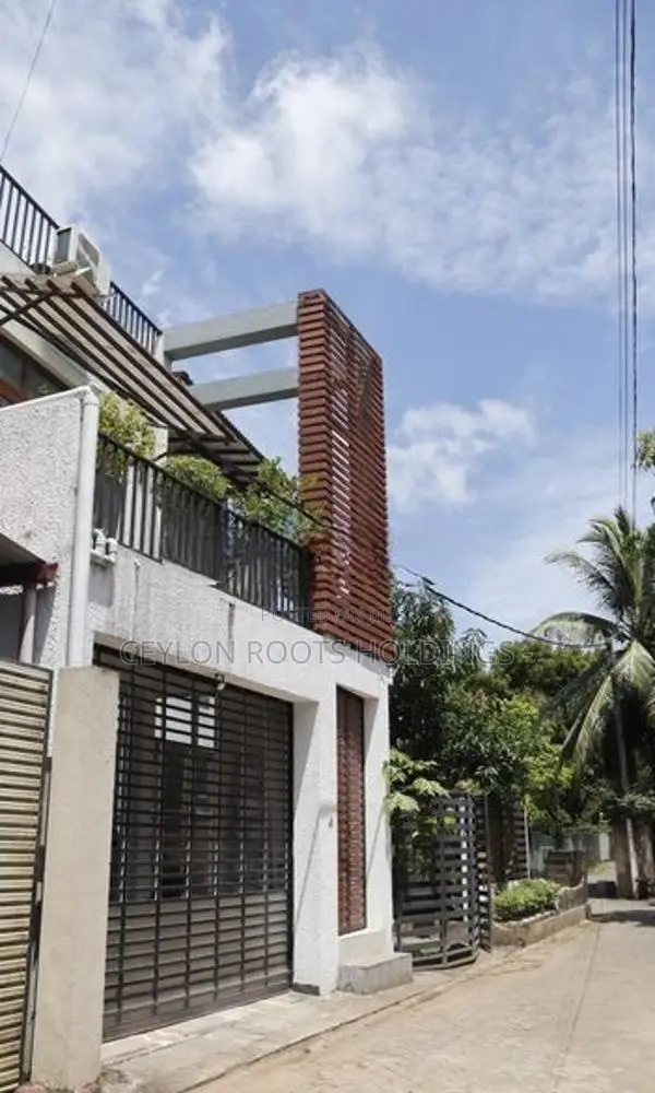 Beautiful New 3story House for Rent in Hibutana,1.7kmto Pipe Rd Koswat