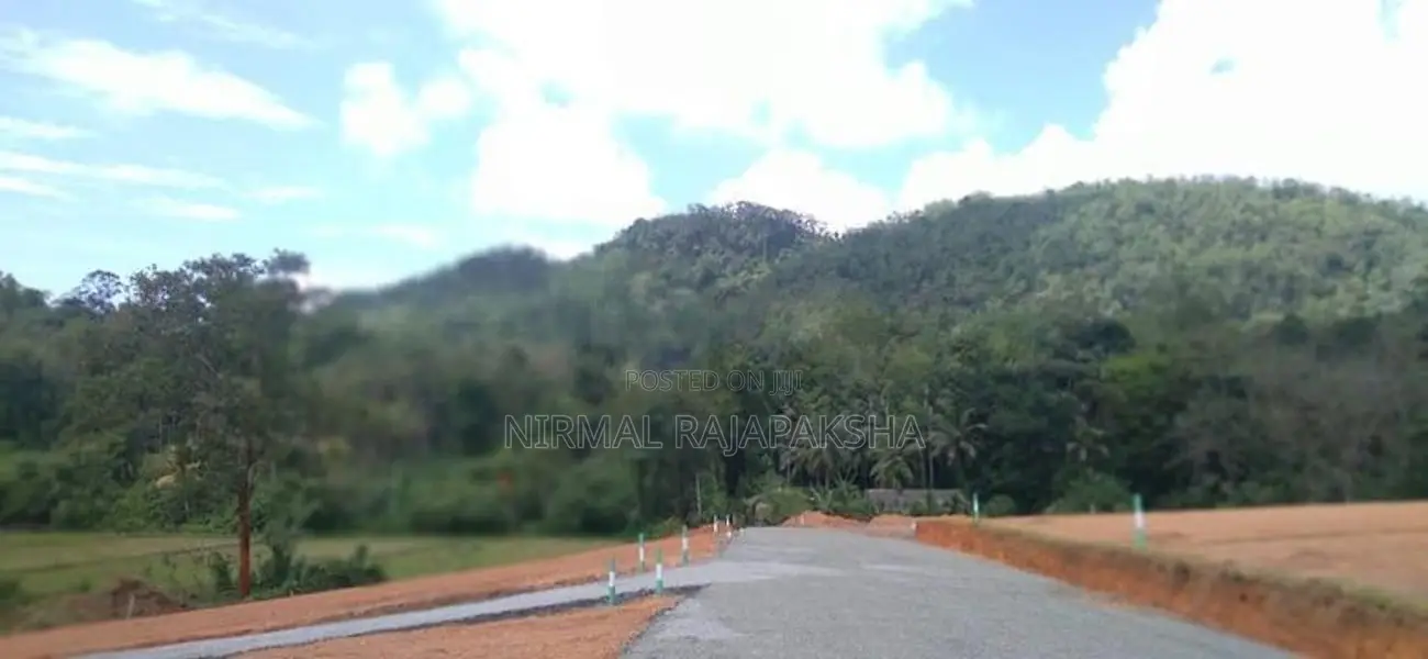 Land for Sale in Kaduwela