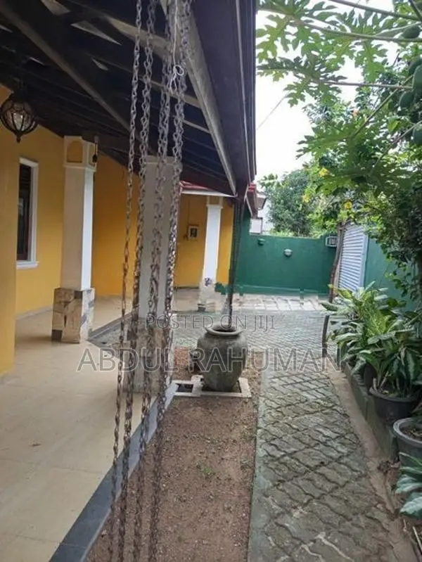 2 Storey Modern House in Makola