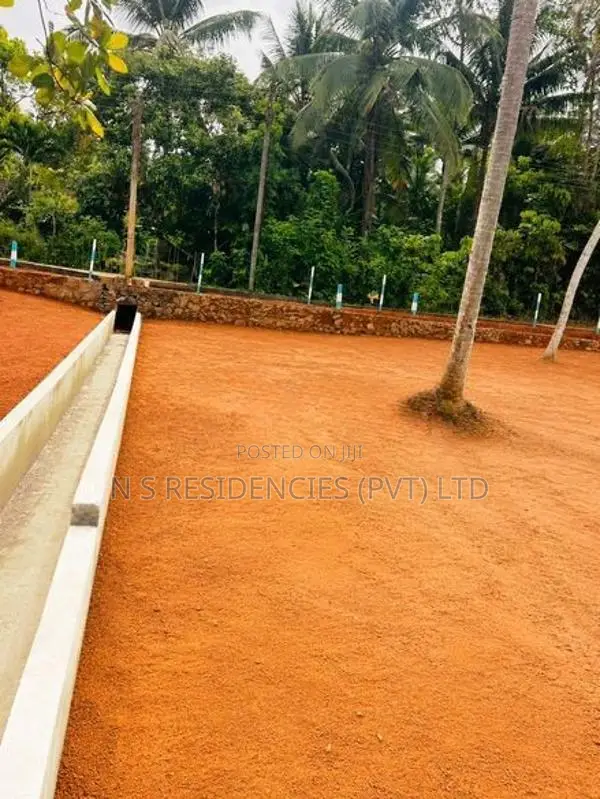 Prime Land for Sale in Nittambuwa–Wathupitiwal U02
