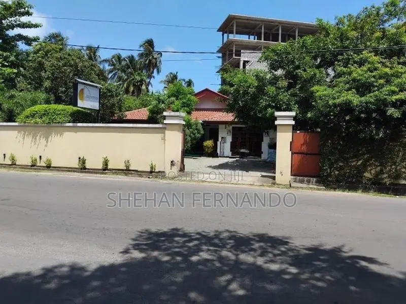House for Sale – Negombo, Telwatta Junction