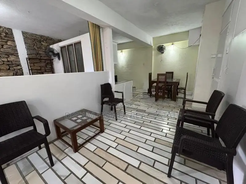 Modern 1-Bedroom House for Rent in Piliyandala Town